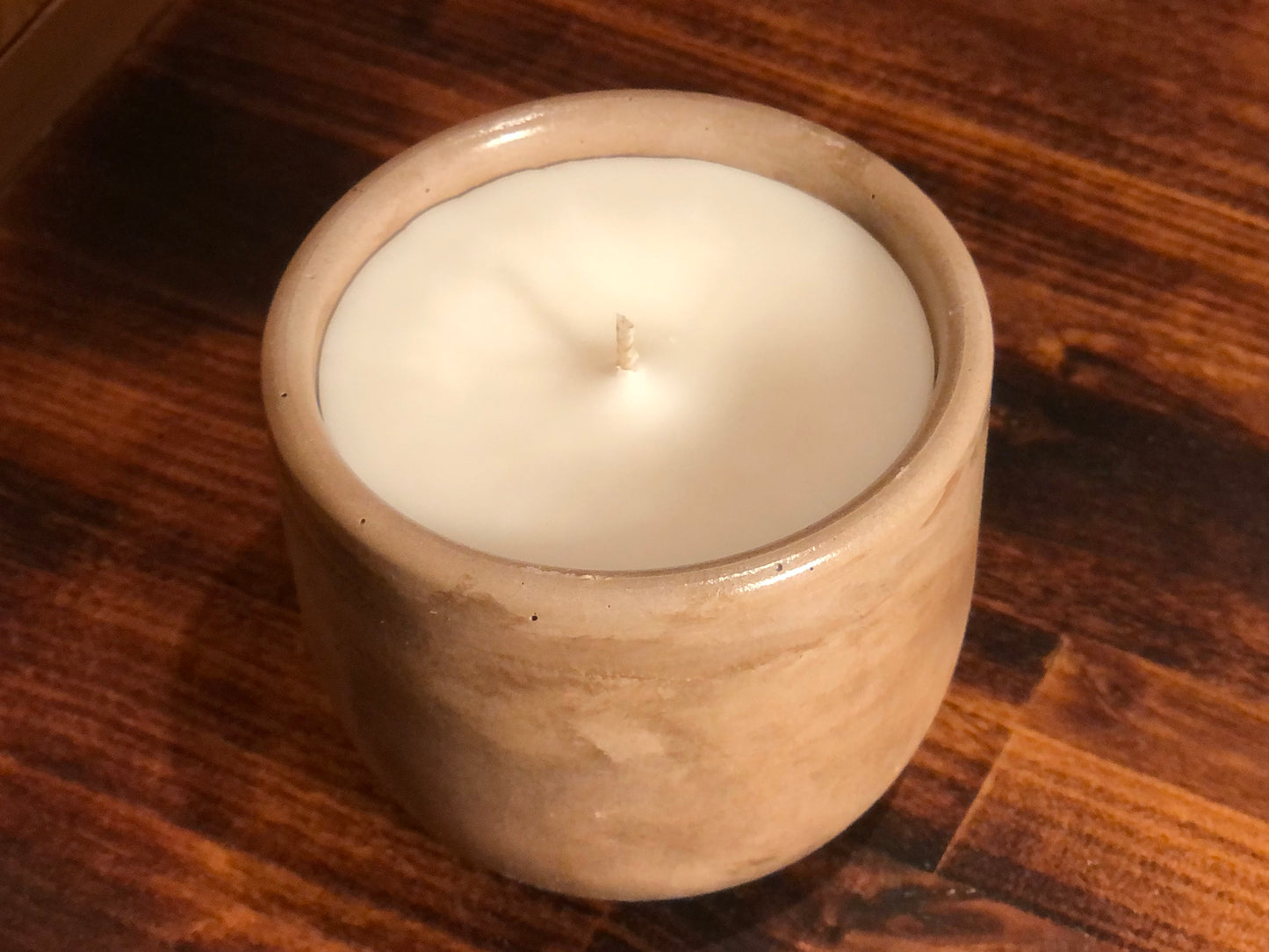 Signature Jar Collection: Luxury Coconut Apricot Wax (7.5 oz)